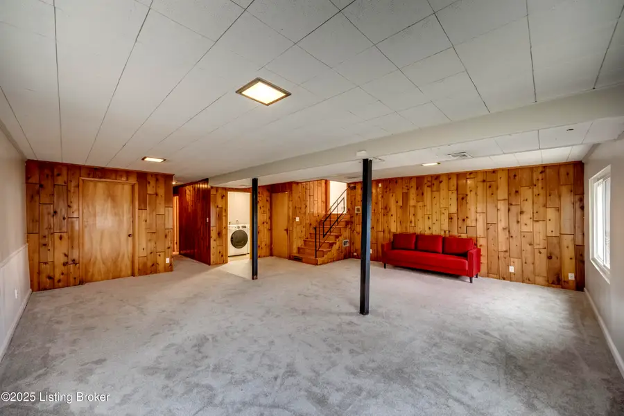 609 Wilderness Rd, Louisville, KY 40214 - #2