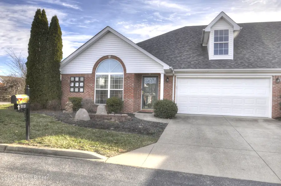 1101 Hemlock Ct, La Grange, KY 40031 - Image #2