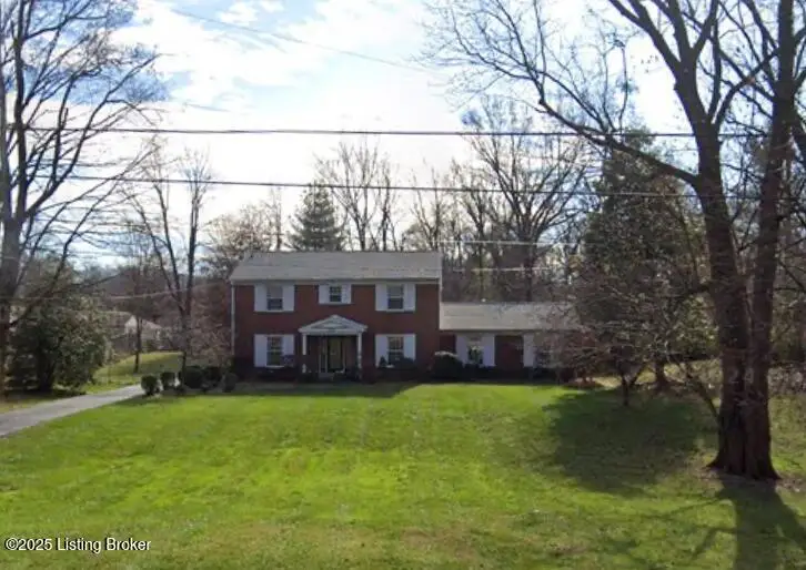 4012 Goldstein Ln, Louisville, KY 40272 - Image #1