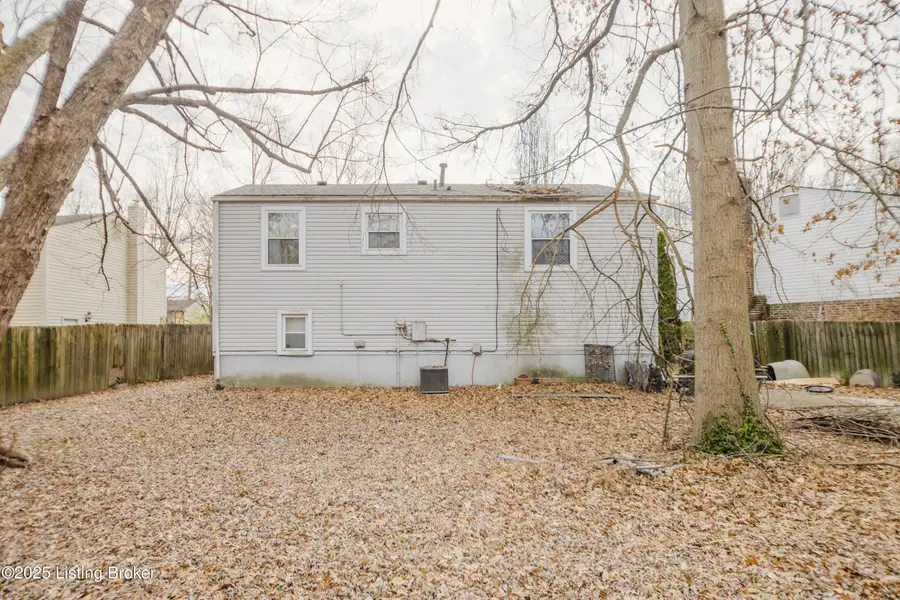 3603 Longbranch Ct, Louisville, KY 40219 - Image #2