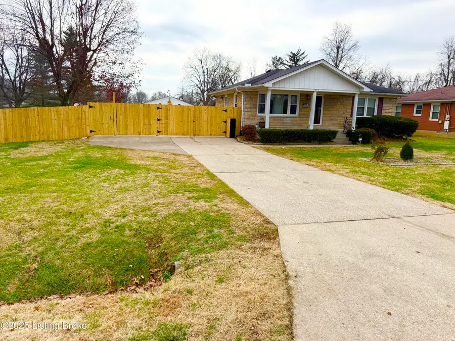 5250 Julia Rd, Louisville, KY 40258 - Image #2