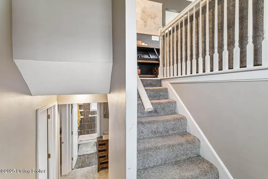 10910 Waycross Ave, Louisville, KY 40229 - Image #3