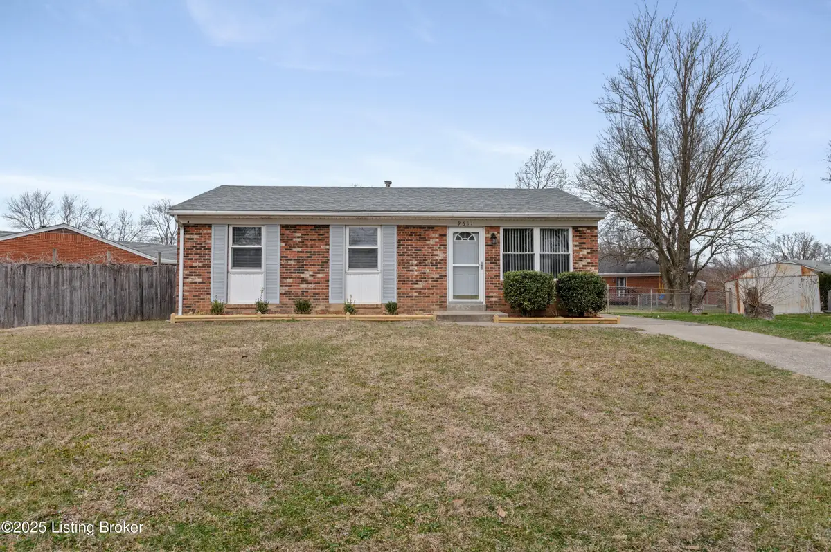 9611 Britannia Ct, Louisville, KY 40272 - Image #1