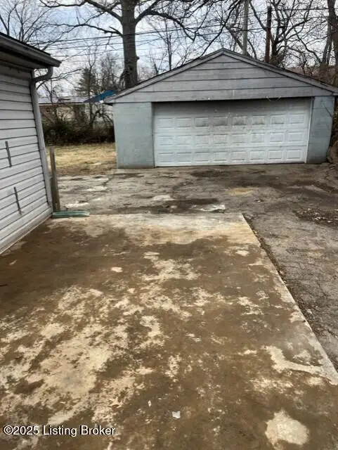 5213 Monticello Ave, Louisville, KY 40218 - Image #2