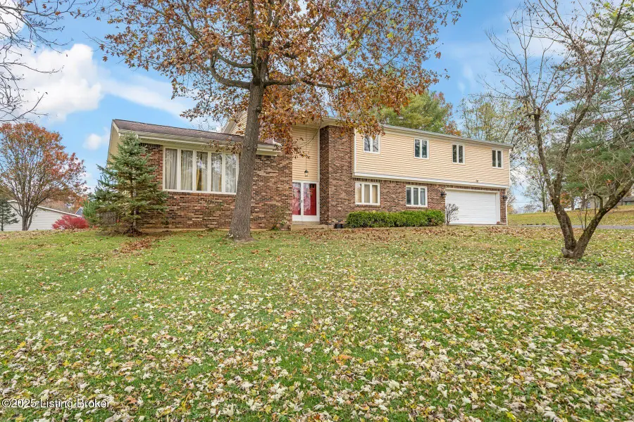 3521 Rock Rose Ln, La Grange, KY 40031 - Image #3