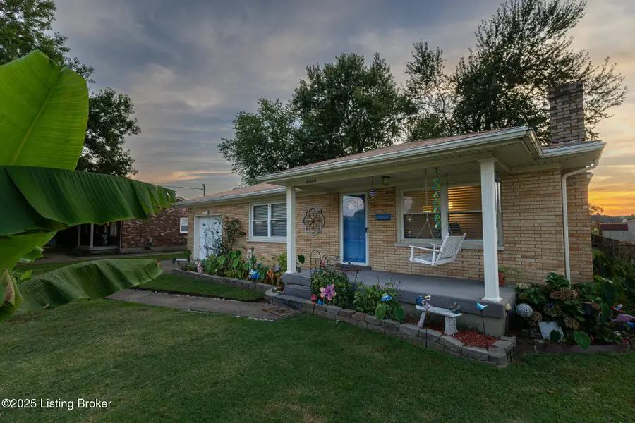 8004 Canna Dr, Louisville, KY 40258 - Image #2