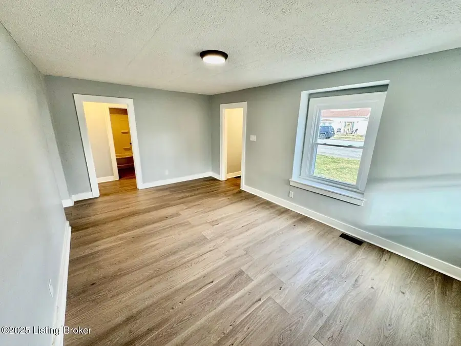 314 Covington Ave, Springfield, KY 40069 - Image #3