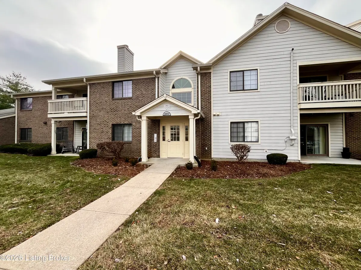3805 Yardley Ct #208, Louisville, KY 40299 - Image #1