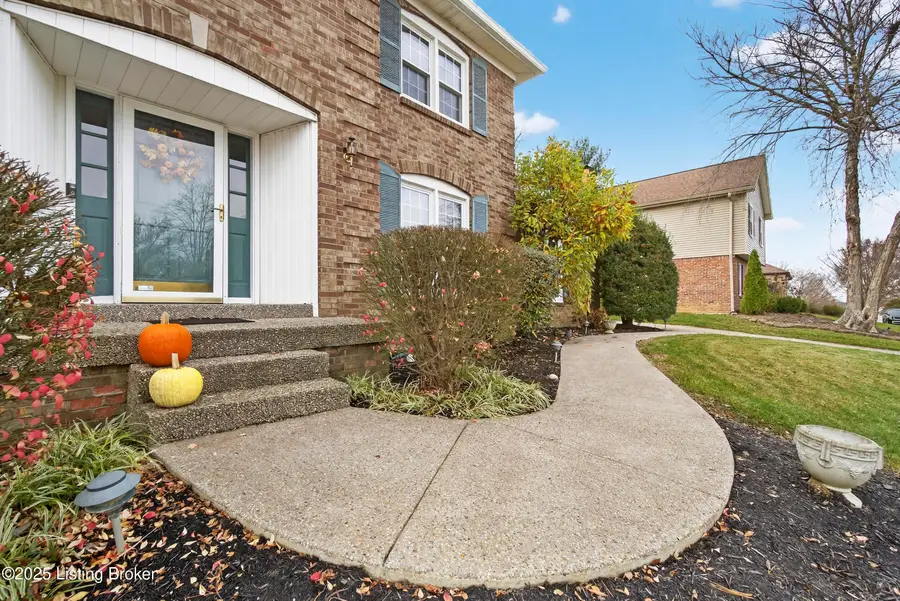 14108 Tree Crest Ct, Louisville, KY 40245 - Image #2