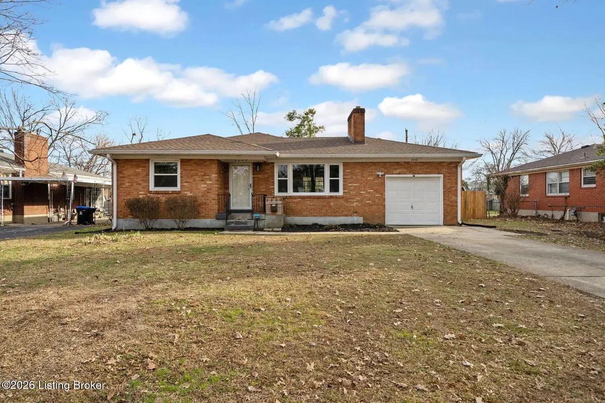 2220 Paris Dr, Louisville, KY 40218 - Image #1