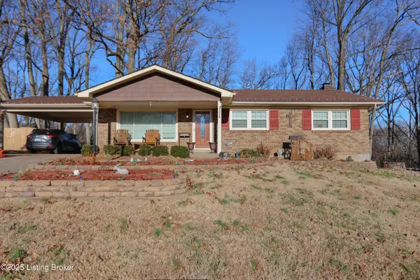 5818 Pine Mountain Dr, Louisville, KY 40214