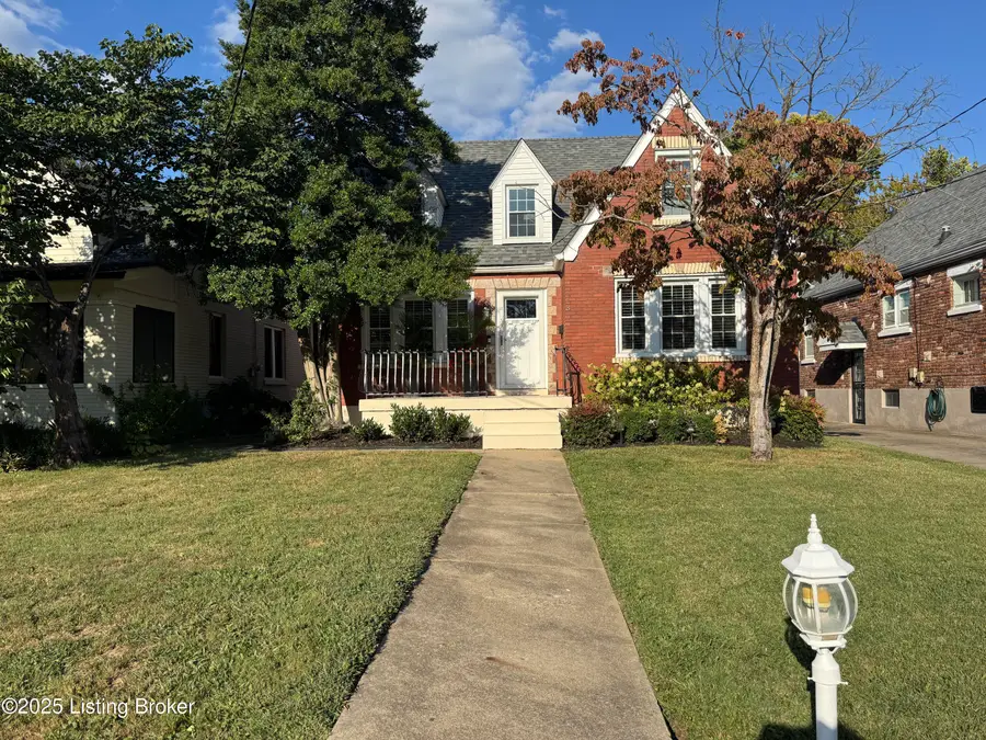 113 Oxford Pl, Louisville, KY 40207 - Image #2