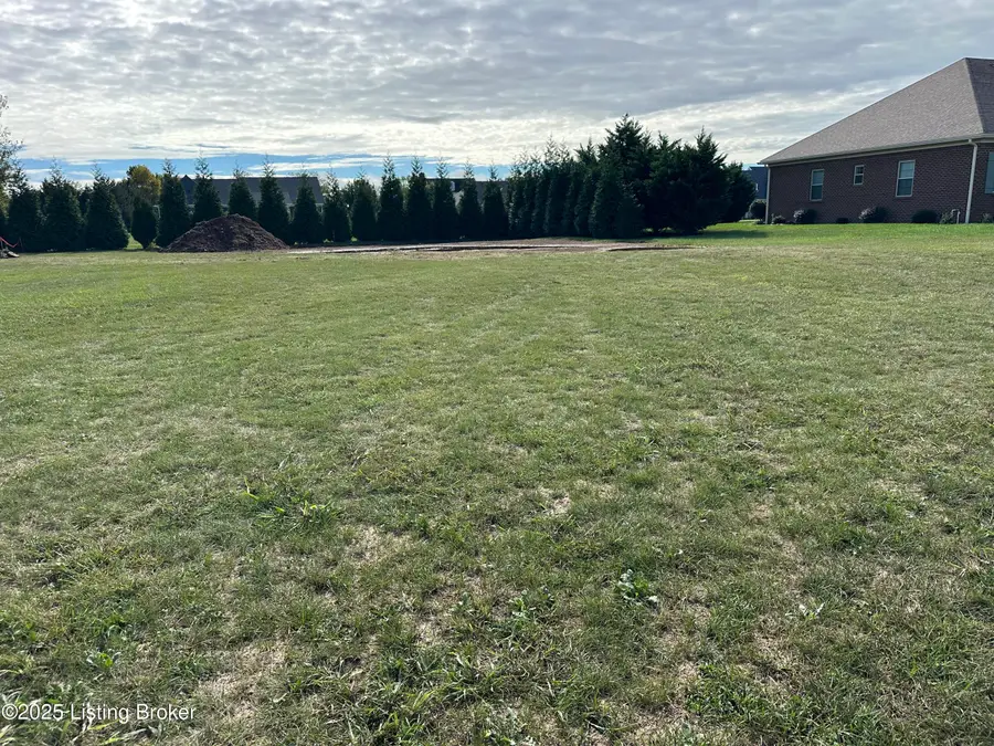 135 Maywood Ave, Bardstown, KY 40004 - Image #3