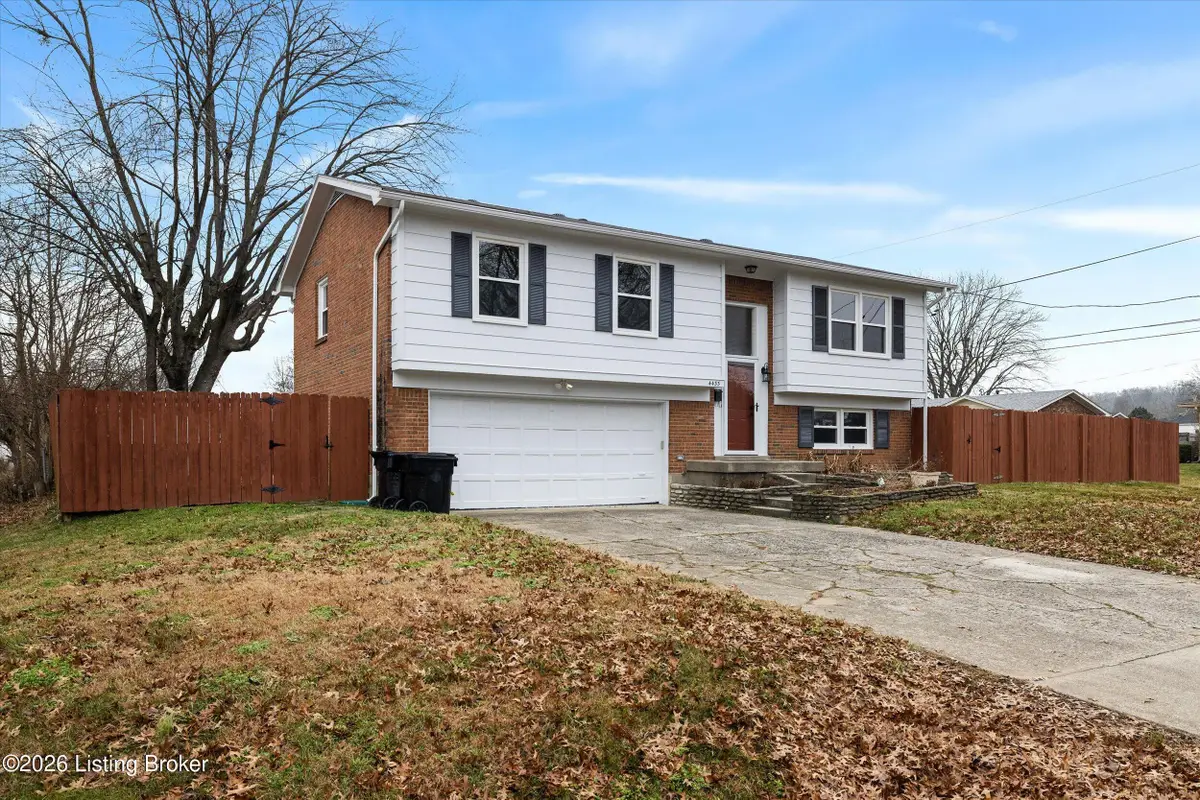 4433 Malcolm Rd, Louisville, KY 40216 - Image #1