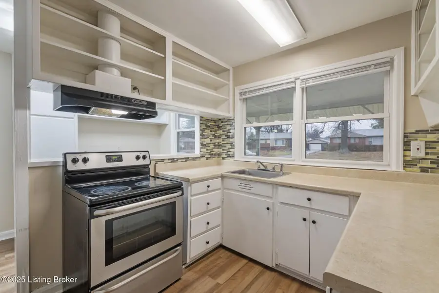 3216 Furman Blvd, Louisville, KY 40220 - #3