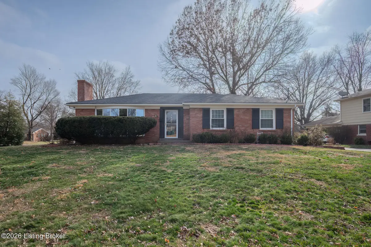 7820 Oxted Ln, Louisville, KY 40222 - Image #1