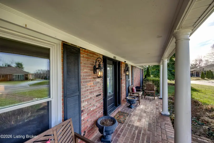 401 Edinburgh Pl, Louisville, KY 40222 - Image #2