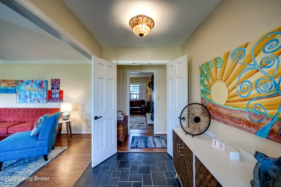401 Edinburgh Pl, Louisville, KY 40222 - Image #3