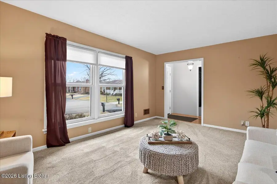 7414 Spring House Ln, Louisville, KY 40291 - #3