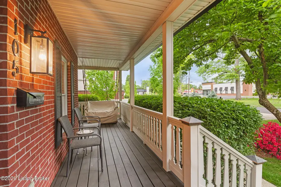 105 Marshall Dr, Louisville, KY 40207 - Image #2