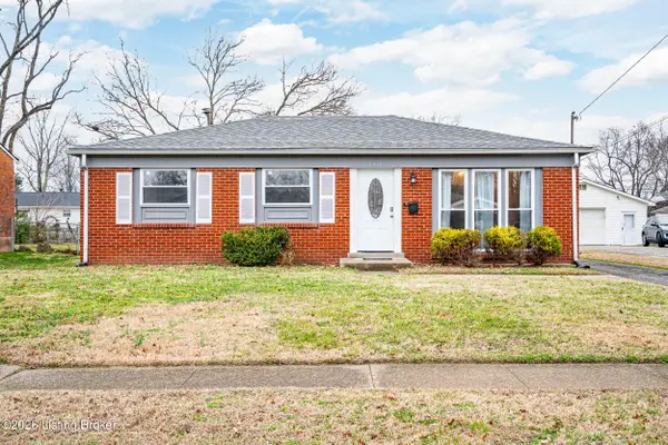 9712 Gandy Rd, Louisville, KY 40272