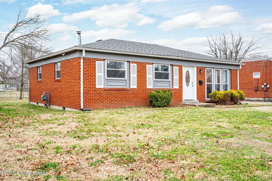 9712 Gandy Rd, Louisville, KY 40272 - Image #2