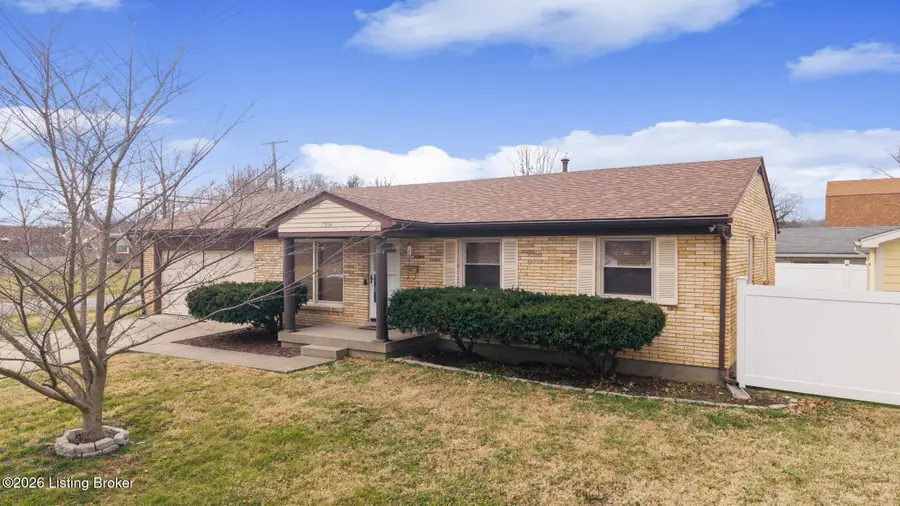 7004 Dougy Way, Louisville, KY 40219 - Image #3