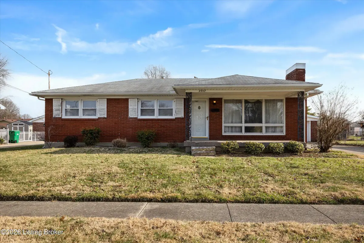 8707 Seaforth Dr, Louisville, KY 40258 - Image #1