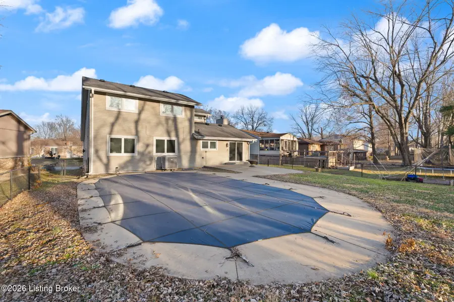 11814 Olde Spring Rd, Louisville, KY 40245 - Image #2