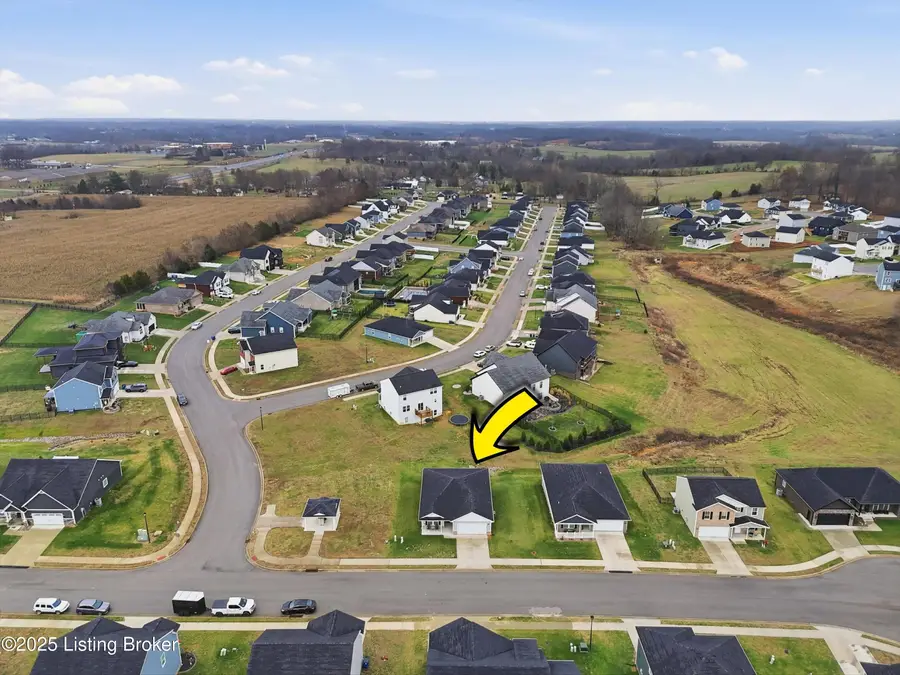 304 Summit Creek Dr, Elizabethtown, KY 42701 - Image #3