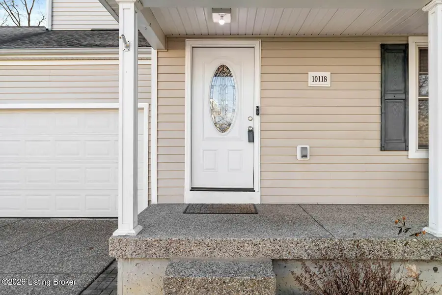 10118 Winding River Way, Louisville, KY 40229 - Image #3