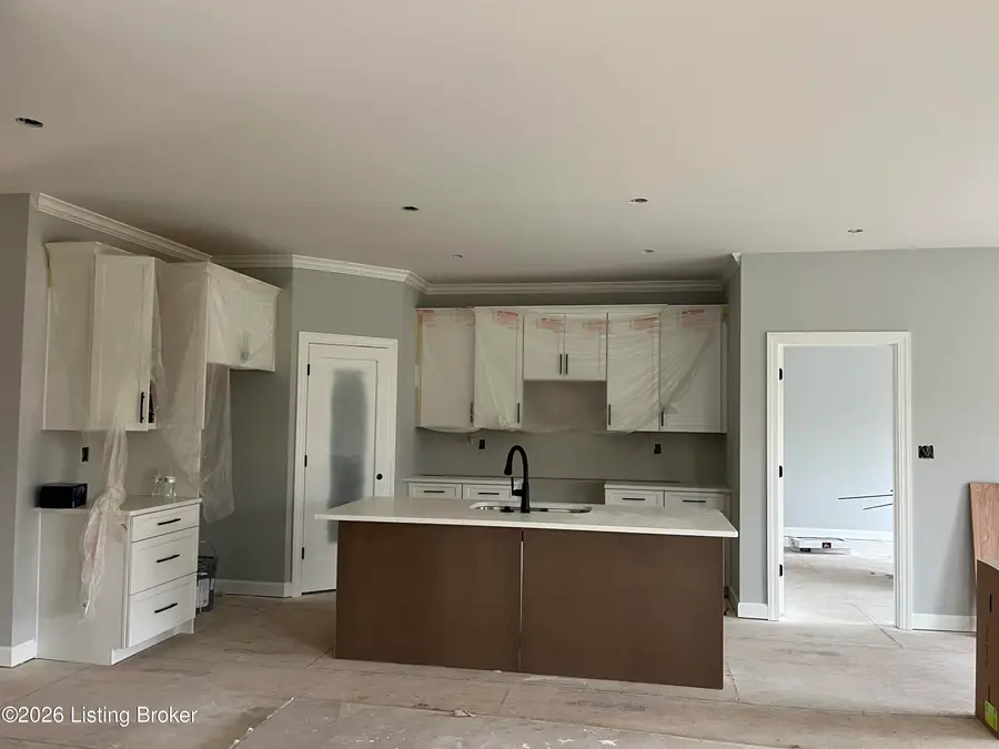 8824 Sanctuary Ln, Louisville, KY 40291 - Image #3