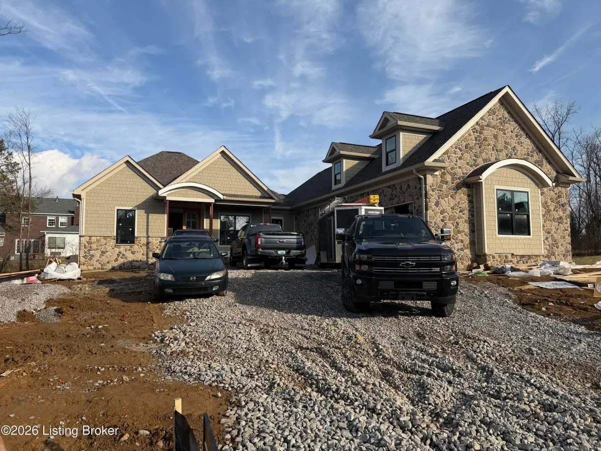 17 Beckley Springs Dr, Louisville, KY 40245 - Image #1