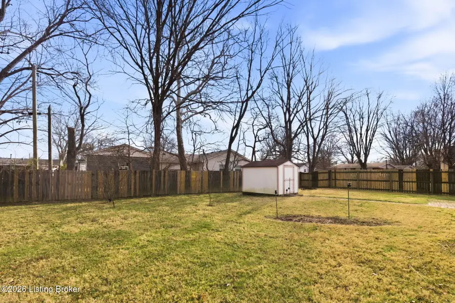 3417 Lafollette Dr, Jeffersontown, KY 40299 - Image #2