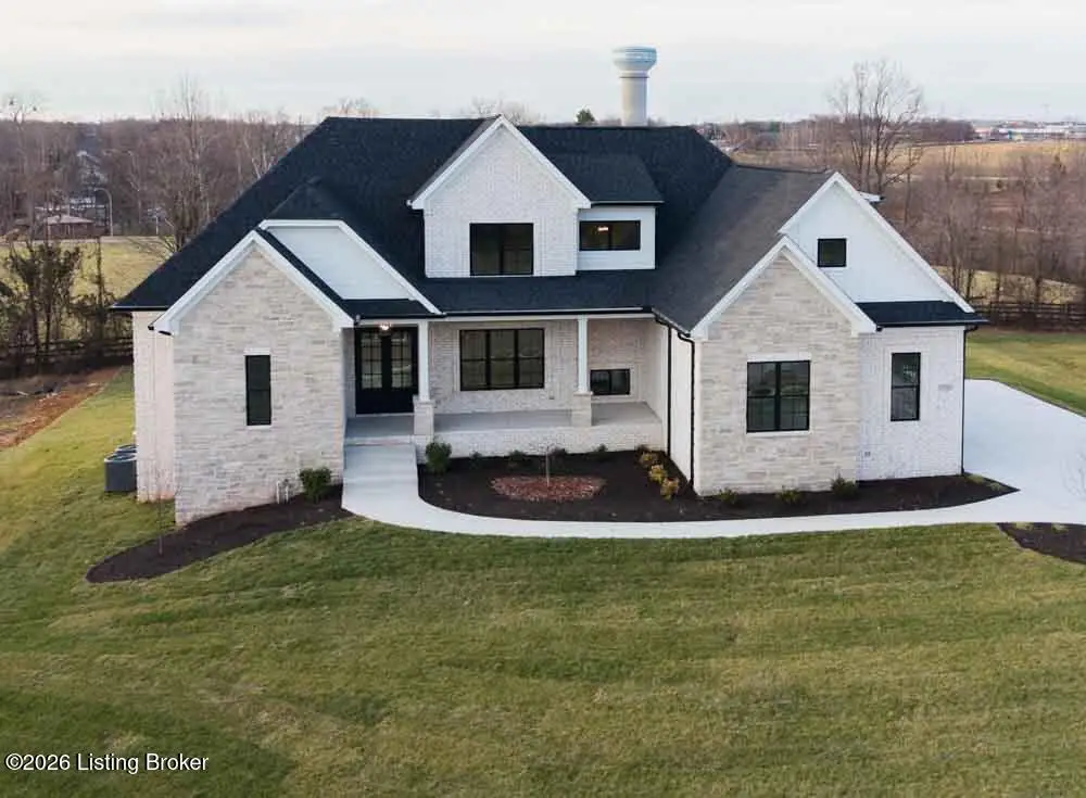 2716 Adenmore Ct, Prospect, KY 40059 - Image #1