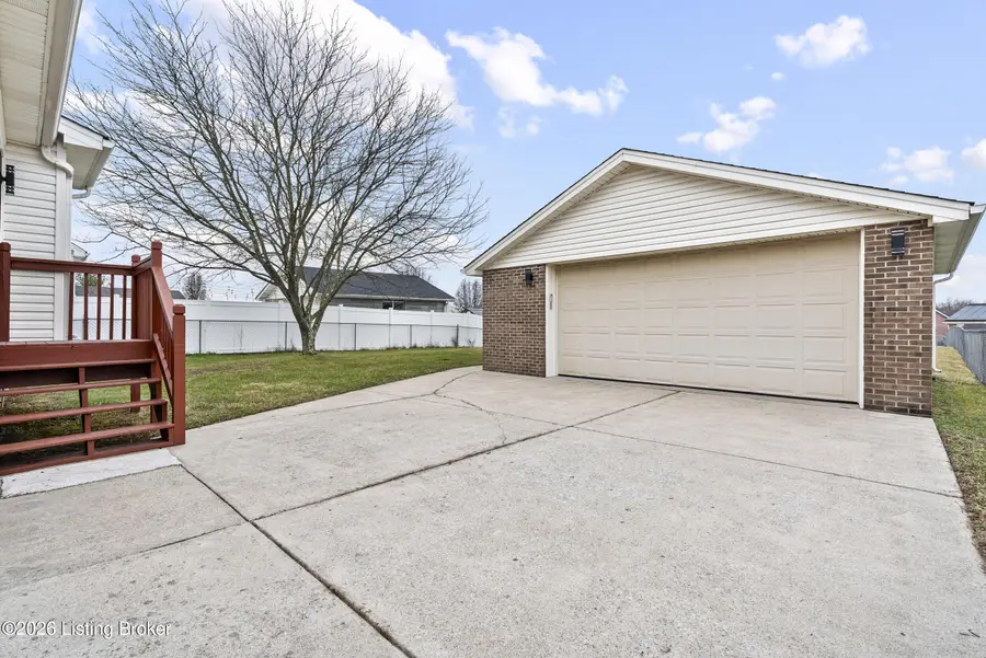 11312 United Blvd, Louisville, KY 40229 - Image #3