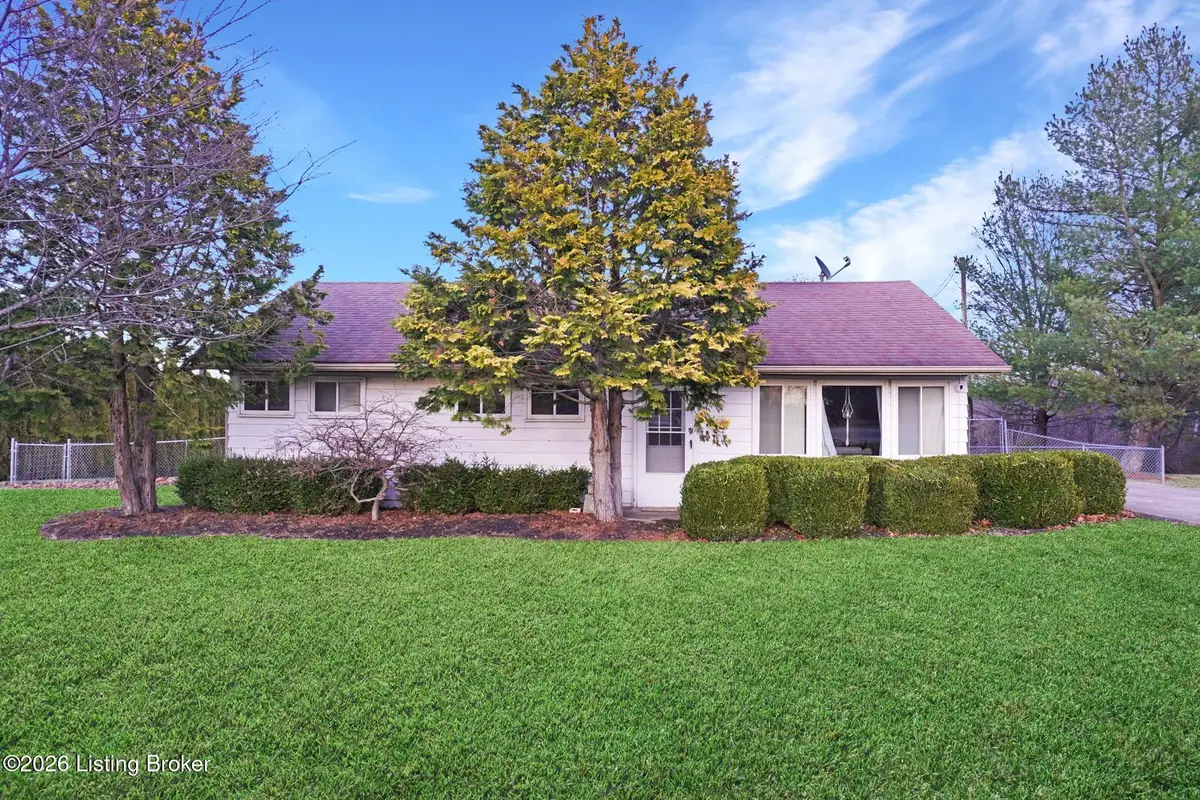 2649 Ft Pickens Rd, La Grange, KY 40031 - Image #1