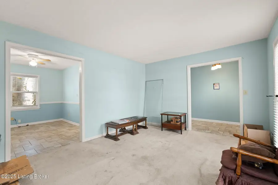 8605 Amerivan Dr, Jeffersontown, KY 40299 - Image #3