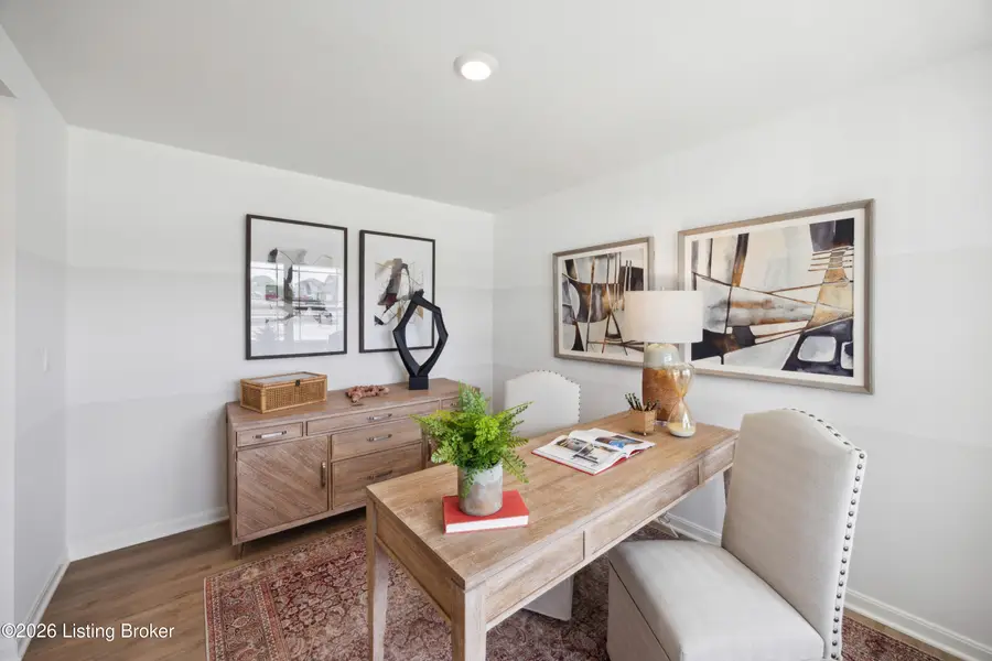 8108 Cedar Meadows Ln, Louisville, KY 40228 - Image #2