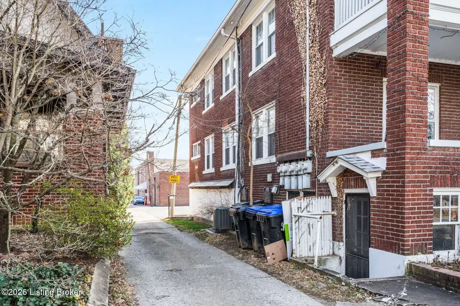 2008 Murray Ave #APT 4, Louisville, KY 40205 - Image #3