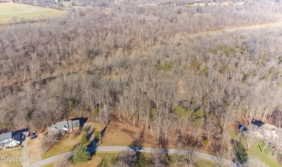 103 Laurel River Dr, Shepherdsville, KY 40165 - Image #2