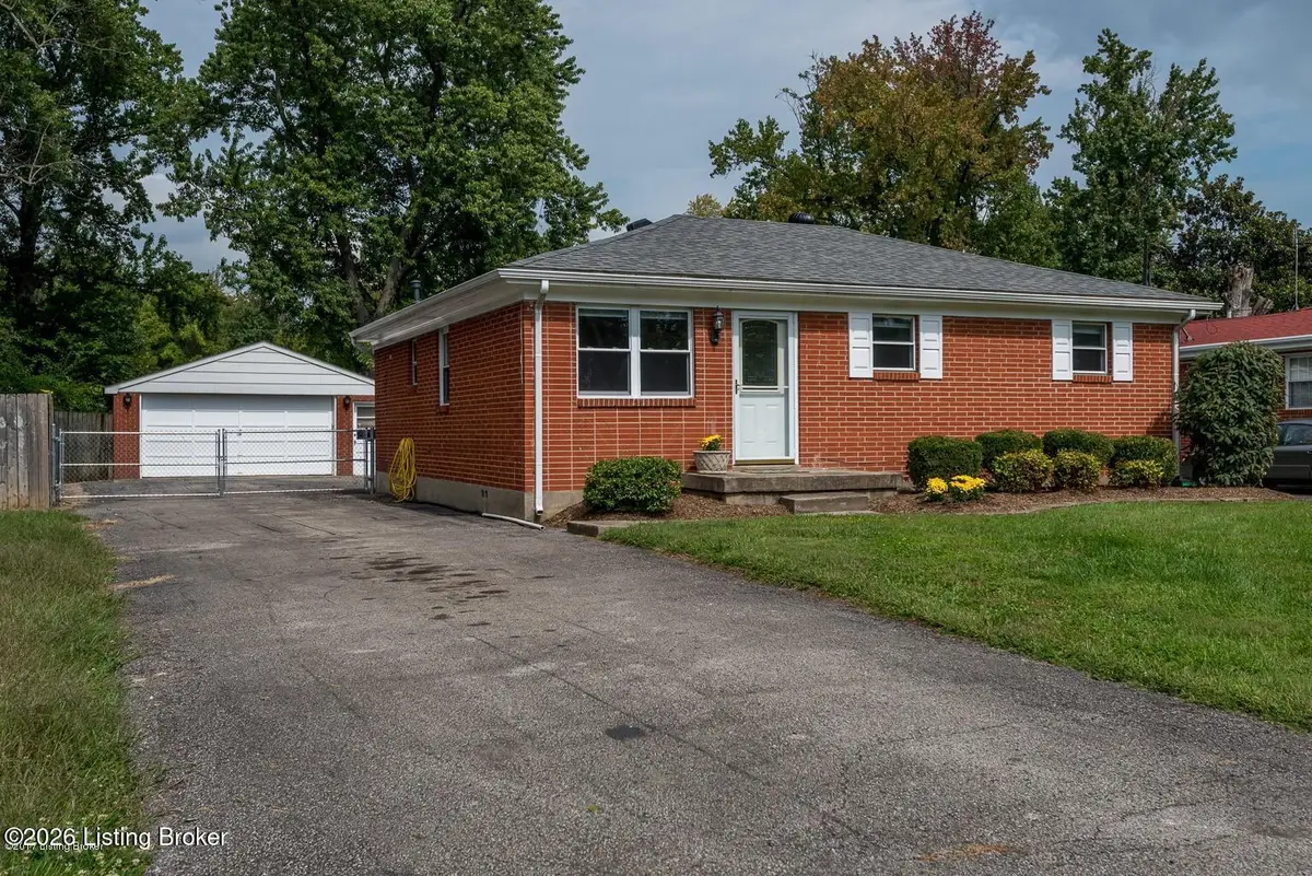 1115 Lone Oak Ave, Louisville, KY 40219 - Image #1