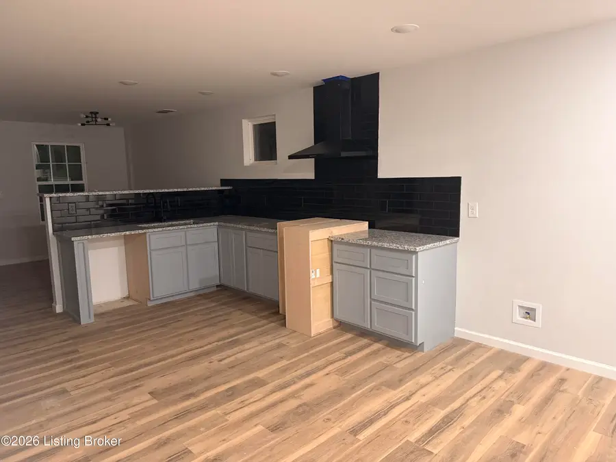 1522 Alma Ave, Louisville, KY 40215 - Image #2