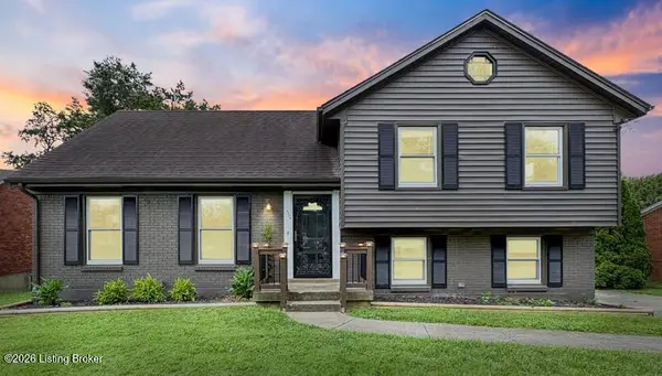 7714 Cedar Hollow Dr, Louisville, KY 40291