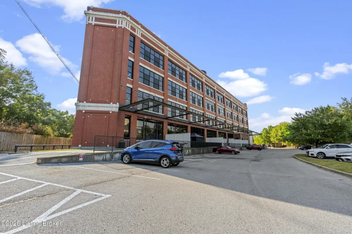 2520 S 3rd St #305, Louisville, KY 40208 - Image #1