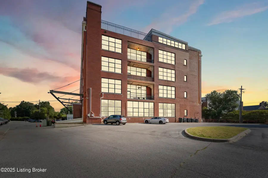 2520 S 3rd St #305, Louisville, KY 40208 - Image #2