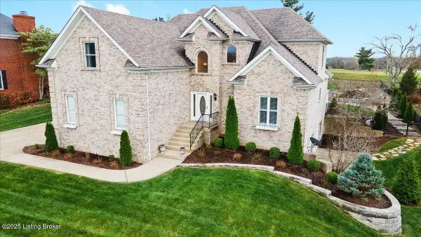 1700 Mahogany Run Dr, La Grange, KY 40031