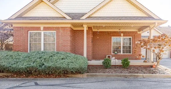 3902 Spring Park Ln, Louisville, KY 40218