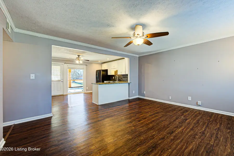 3314 Mcadams Ct, Louisville, KY 40299 - Image #3