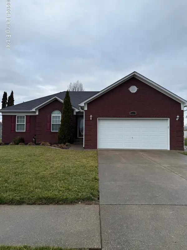 401 Bentwood Dr, Shepherdsville, KY 40165